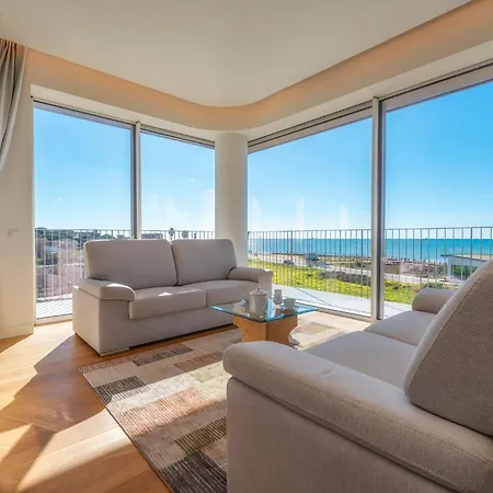 Апартаменты Oceanfront Luxury In Algarve Breathtaking View Картейра