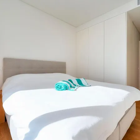 Апартаменты Oceanfront Luxury In Algarve Breathtaking View Картейра
