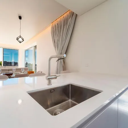 Oceanfront Luxury In Algarve Breathtaking View Картейра