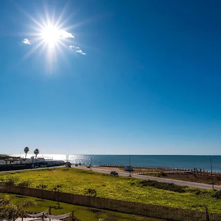 Апартаменты Oceanfront Luxury In Algarve Breathtaking View