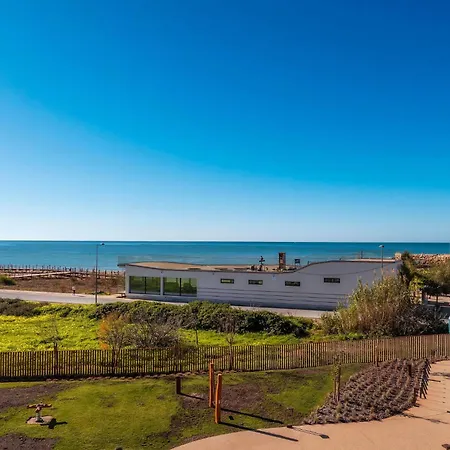 Oceanfront Luxury In Algarve Breathtaking View